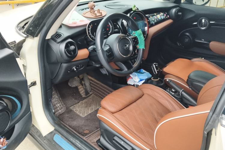 Used MINI 2022 Updated 2.0T COOPER S Artist