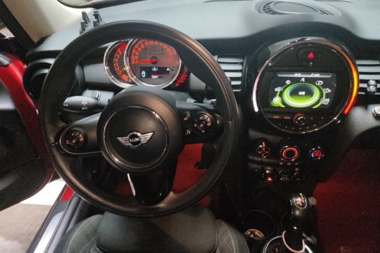 Used MINI 2016 1.5T COOPER
