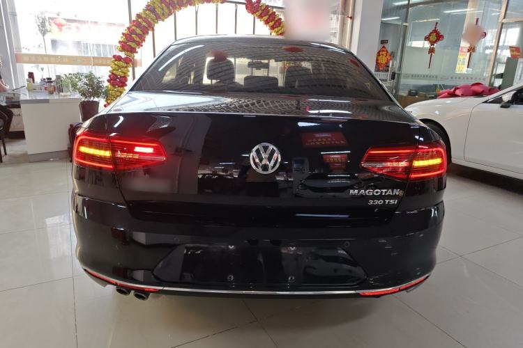 Used Volkswagen Magotan 2018 330TSI DSG Advanced Model Rear