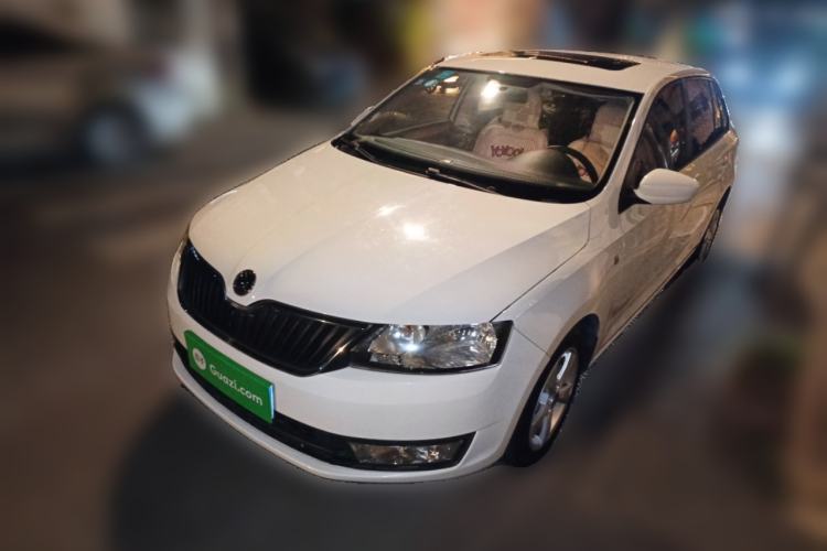 Used Skoda Rapid Spaceback 2014 1.6L Automatic Enjoyment Edition