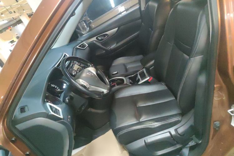 Used Nissan X-Trail 2014 2.0L CVT Comfort Edition 2WD
