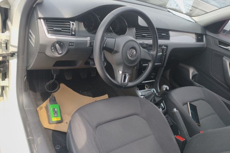 Used Volkswagen Bora 2015 Value Edition 1.6L Manual Fashionable Style
