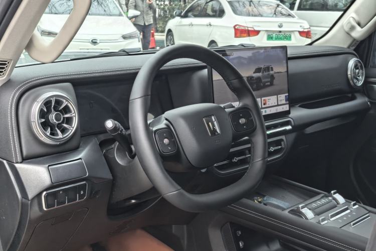 Used Tank 300 2025 2.0T Conqueror
