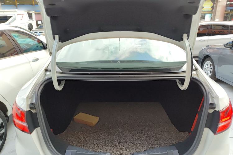 Used Ford Escort 2015 1.5L Automatic Fashion Model