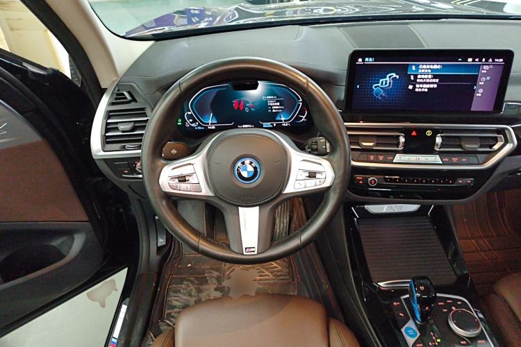Used BMW iX3 2023 Leading Model