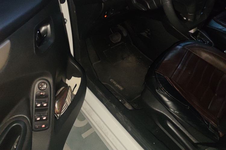 Used Citroen Elysee 2015 ZhiShang Edition 1.6L Automatic Comfort Version
