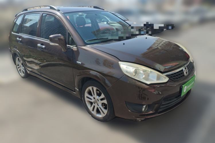 Used Suzuki Liana A6 2014 Hatchback 1.4L Manual Enjoyment Model Front Right 45 Deg