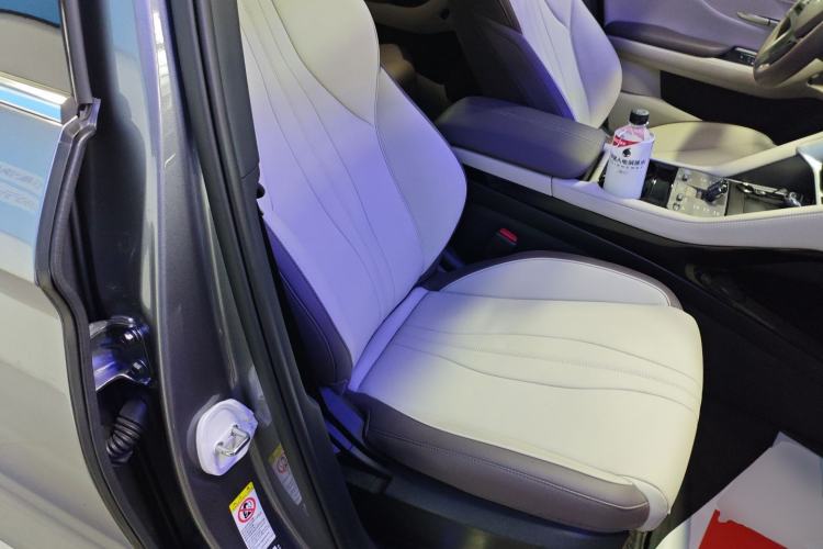 Used BYD Song PLUS New Energy 2025 DM-i 112KM Prestige Model Right Front Seat