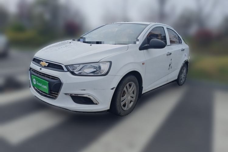 Used Chevrolet Aveo Sonic 2014 Sedan 1.4SL MT Comfort Edition