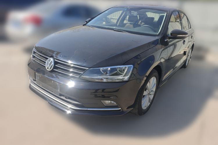 Used Volkswagen Sagitar 2015 1.6L Manual Comfort Model