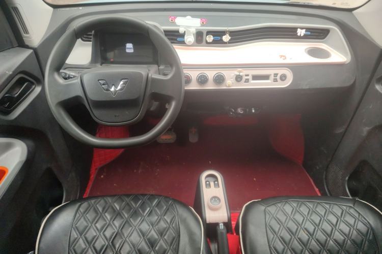 Used Wuling Hongguang MINIEV 2021 Macaron Fashion Model Lithium Iron Phosphate
