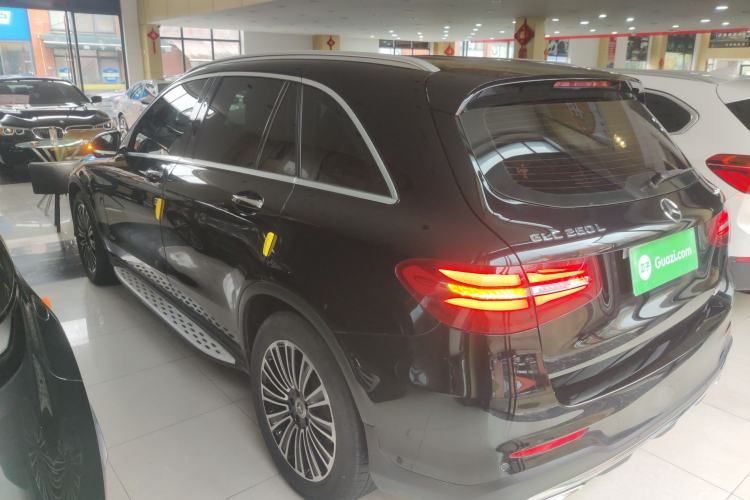 Used Mercedes-Benz GLC 2019 GLC 260 L 4MATIC Dynamic Model Rear Left 45 Deg