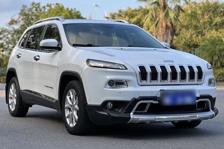 Used Jeep Cherokee 2017 2.4L Leading Smart Edition