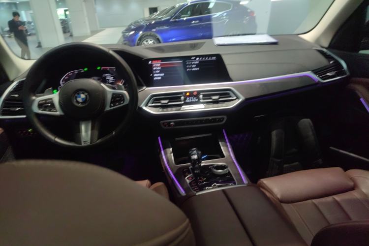 Used BMW X5 2020 xDrive30i M Sport Package Center Console