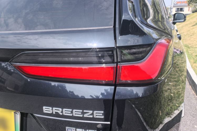 Used Honda Breeze 2024 eHEV Two-Wheel-Drive Luxury Edition