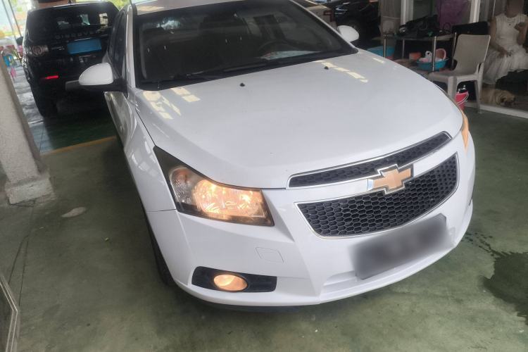 Used Chevrolet Cruze 2015 Hatchback 1.6L Automatic Comfort Edition