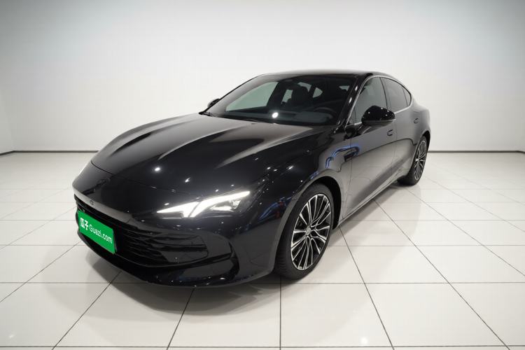 Used MG 7 2025 2.0T 405 AT Luxury Edition