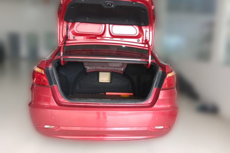 Used CHANGAN Eado 2015 1.6L Automatic Luxury Model Trunk