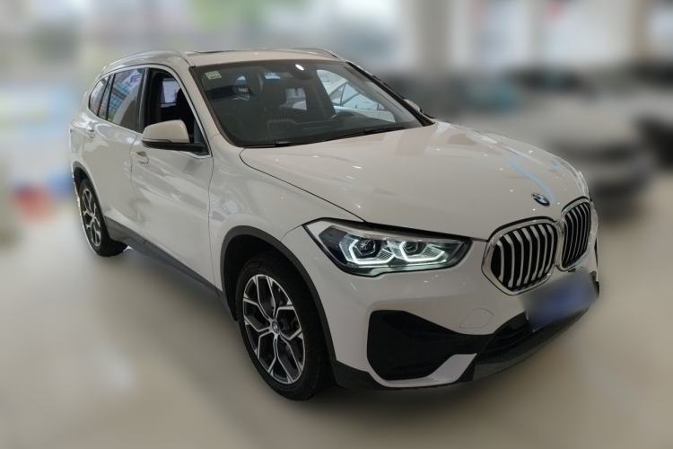 Used BMW X1 2021 sDrive25Li Leading Model Front Right 45 Deg