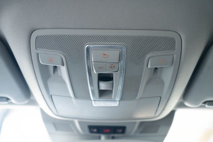 Used Mercedes-Benz M-Class 2015 ML 400 4MATIC Luxury Model
