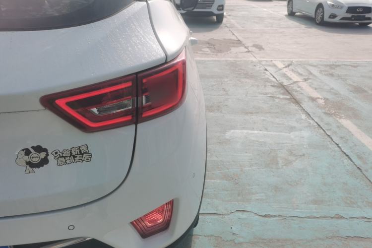 Used Zotye T300 2017 1.5T CVT Luxury Model Right Rear Taillight