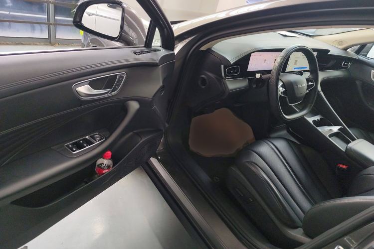 Used Roewe D7 2023 DMH 125km Superior Edition