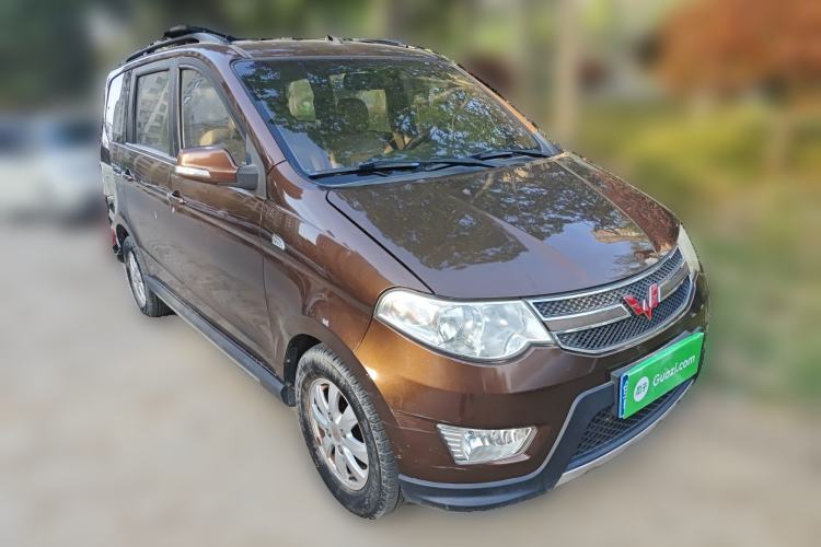 Used Wuling Hongguang 2014 1.2L S Comfort Model China IV
