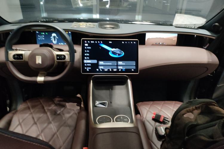 Used Avatr 11 2025 Ultra Extended-Range Edition
