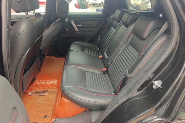 Used Land Rover Discovery Sport 2020 249 PS R-Dynamic Performance Edition Left Rear Seat