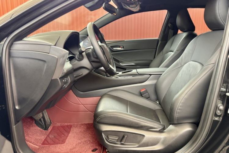 Used Toyota Avalon 2024 2.0L Ambition Edition Interior 6