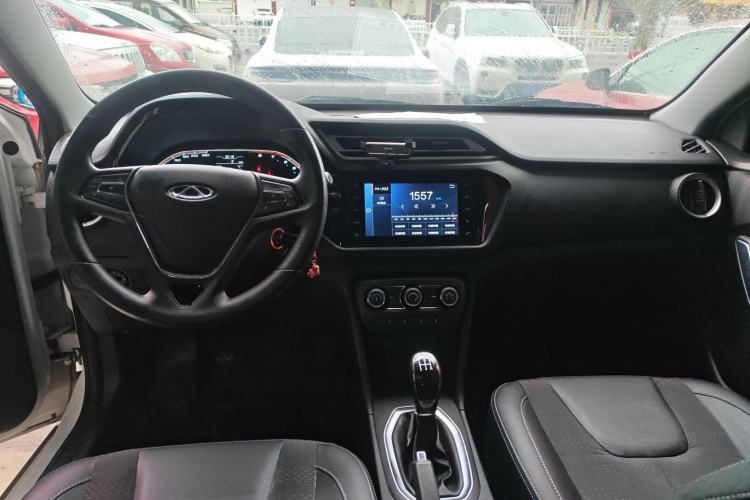 Used Chery Tiggo 3X 2020 Quality Edition 1.5L Manual Luxury Version Center Console