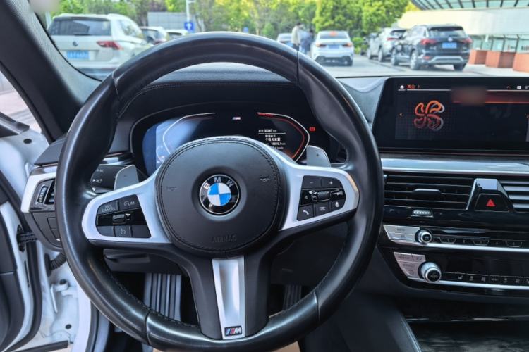 Used BMW 5 Series 2020 530Li Leading Model M Sport Package Steering Wheel