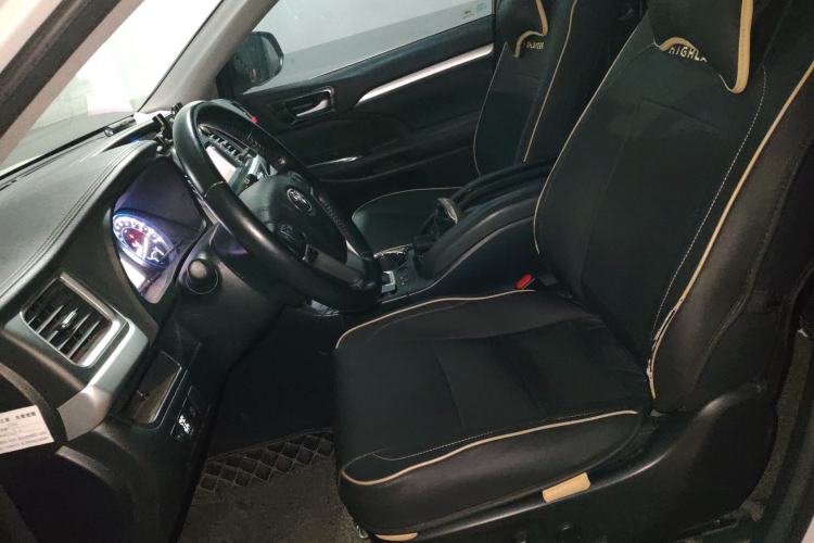 Used Toyota Highlander 2017 2.0T Four-Wheel Drive Luxury Edition 7 Seats