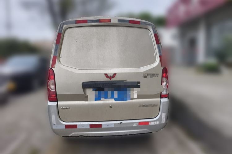 Used Wuling Rongguang 2019 1.5L Extended-Body Van Base Model with 5 Seats Rear