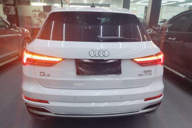 Used Audi Q3 2021 35 TFSI Fashion Dynamic Model