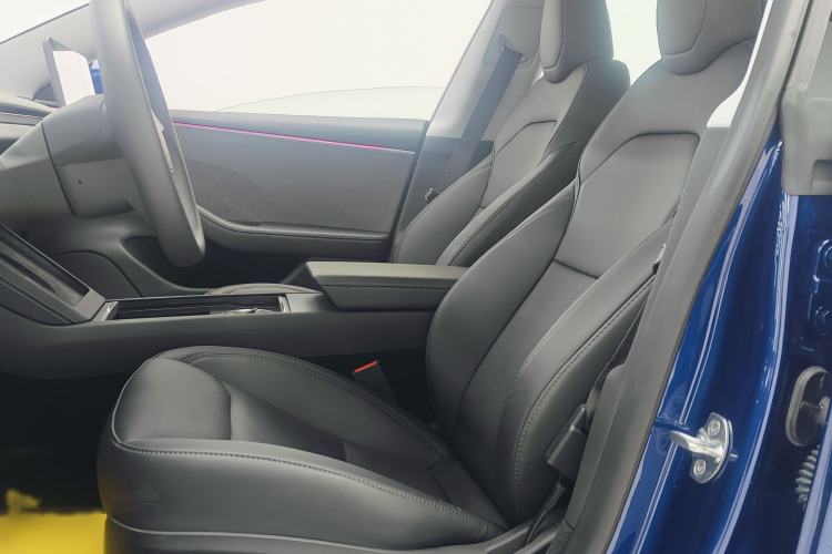 Used Tesla Model 3 2025 Rear-Wheel-Drive Version