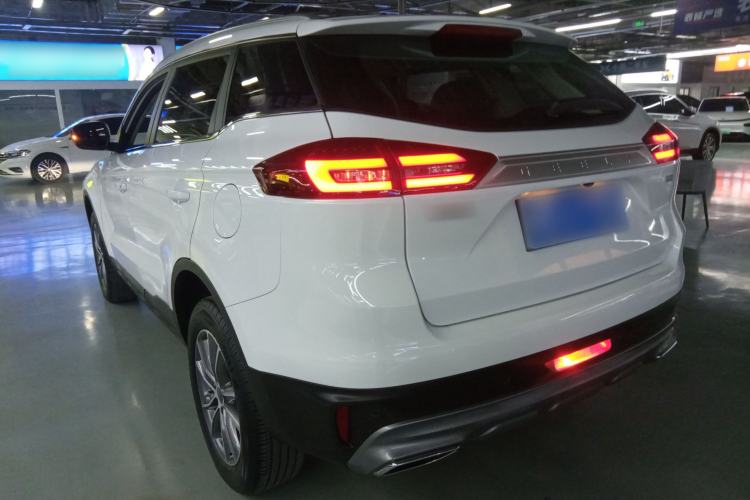 Used Geely Auto Emgrand X7 Sport 2021 Million Edition 1.8TD DCT Two-Wheel Drive Luxury Model
