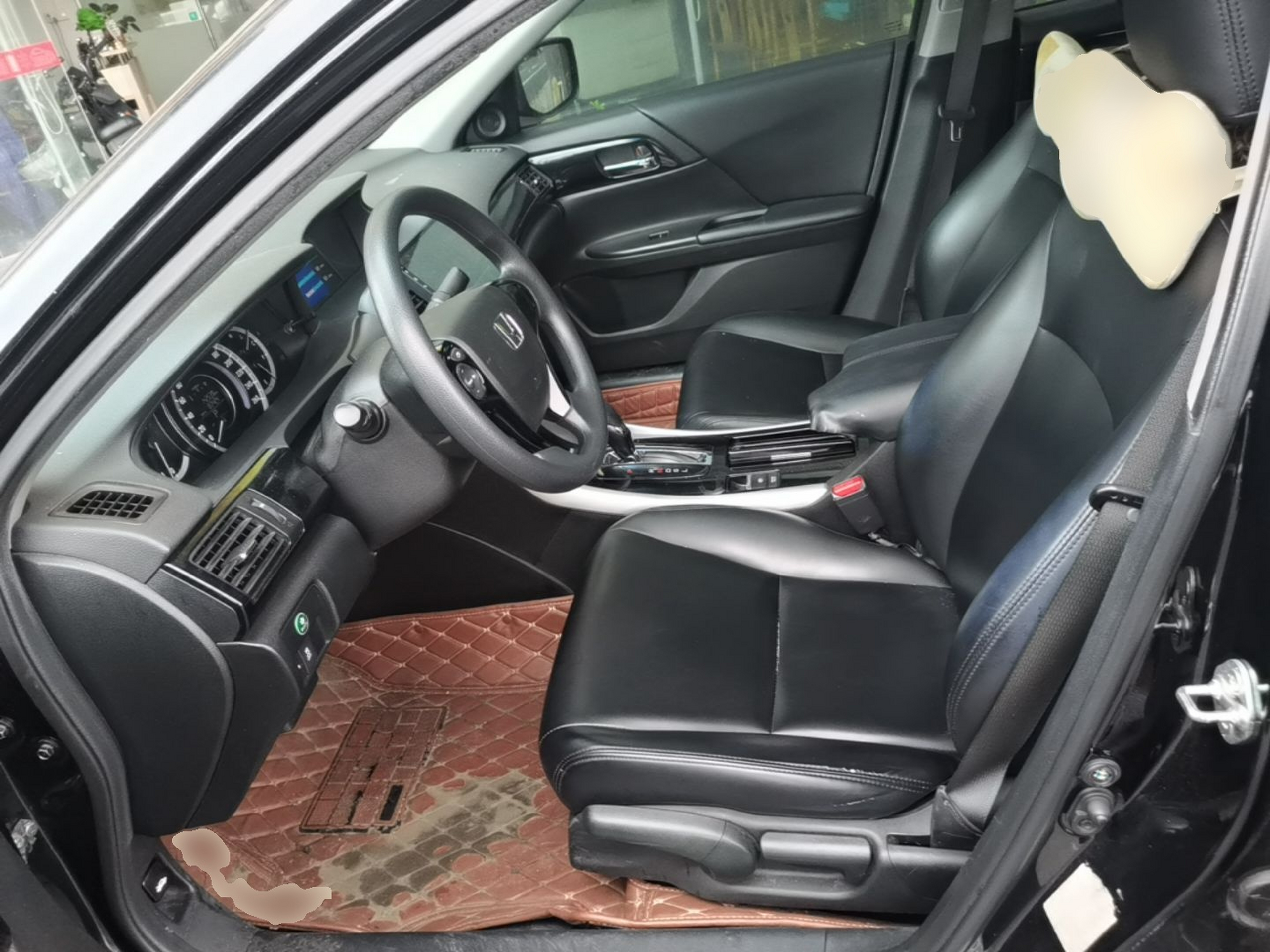 Interior delantero
