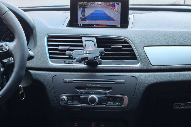 Used Audi Q3 2018 30th Anniversary Edition 30 TFSI Fashion Model Interior 3