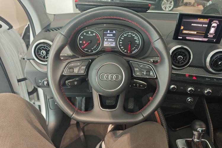 Used Audi Q2L 2024 35TFSI Ambition Dynamic Edition Steering Wheel