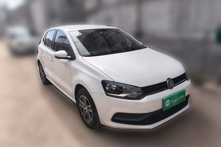 Used Volkswagen Polo 2014 1.4L Manual Fashion Edition Front Right 45 Deg