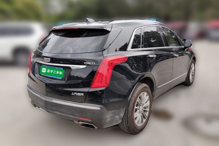Used Cadillac XT5 2018 25T Luxury Model Rear Right 45 Deg