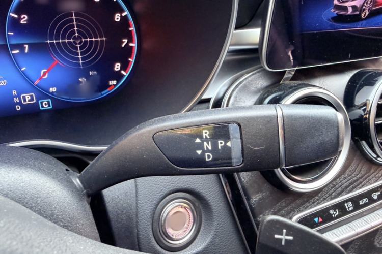 Used Mercedes-Benz C-Class 2019 Restyled C 260 L Sport Edition Gear Lever