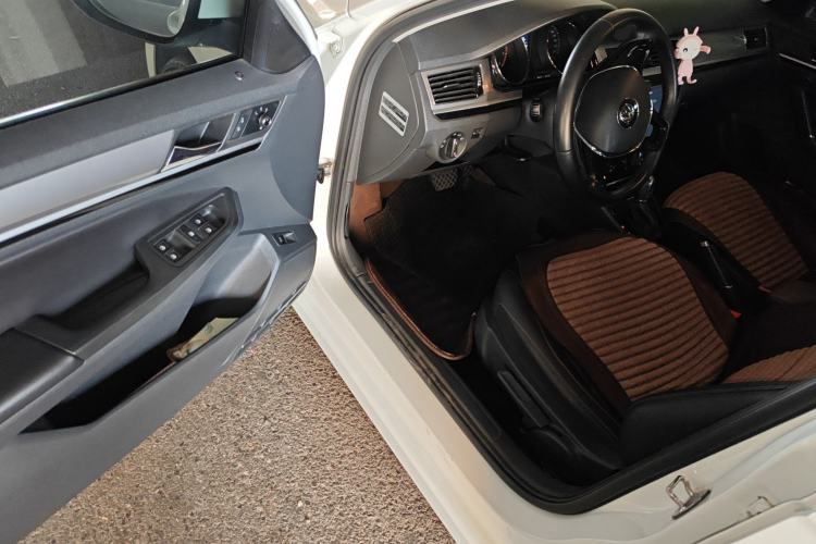 Used Volkswagen Bora 2016 1.6L Automatic Comfort Model
