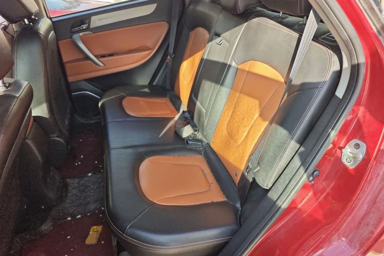 Used JAC Group Refine S5 2013 2.0T Manual Luxury Edition
