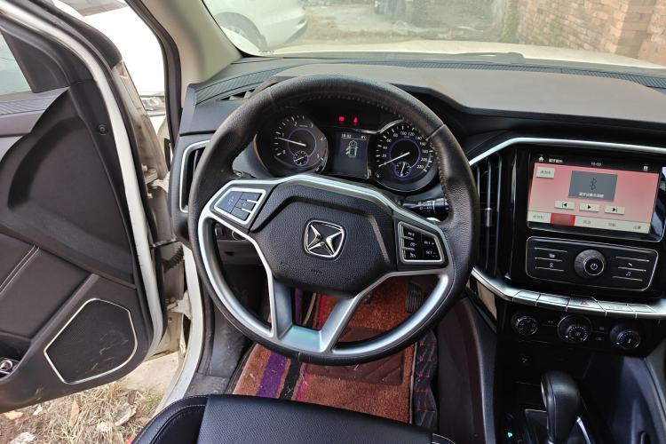 Used JMC Yusheng S350 2016 2.4T Automatic 4x4 Diesel Luxury 5-Seater