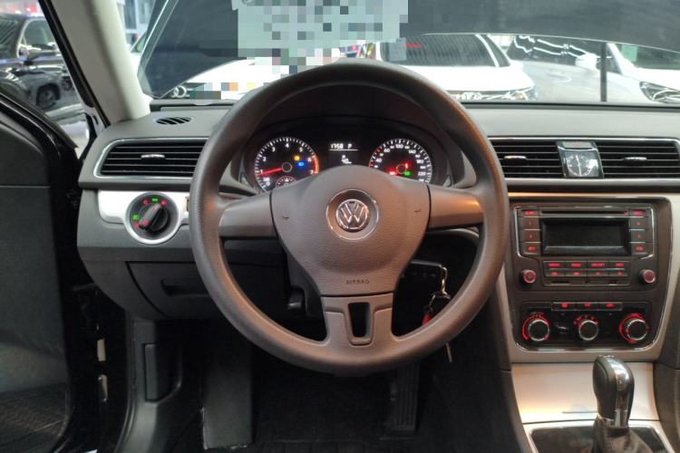 Used Volkswagen Passat 2014 1.8TSI DSG Luxury Edition