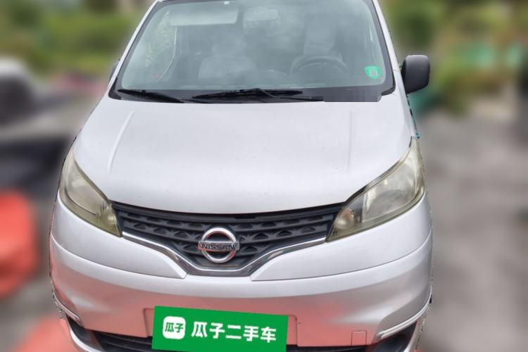 Used Nissan NV200 2012 1.6L 232 Seats Luxury Version