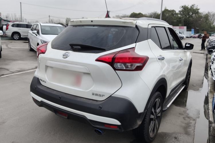 Used Nissan Kicks 2021 1.5L XV CVT Smart Connect Luxury Edition Rear Right 45 Deg