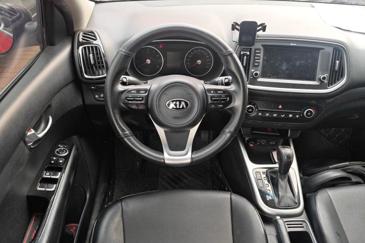 Used Kia KX3 2015 1.6L Automatic Two-Wheel Drive DLX Steering Wheel